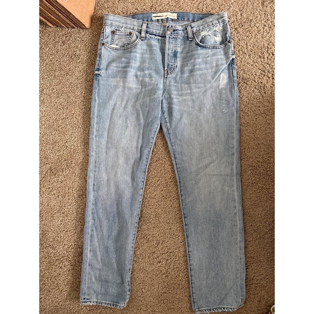 Gap Relaxed Boyfriend Distressed Light Wash Jeans, never worn